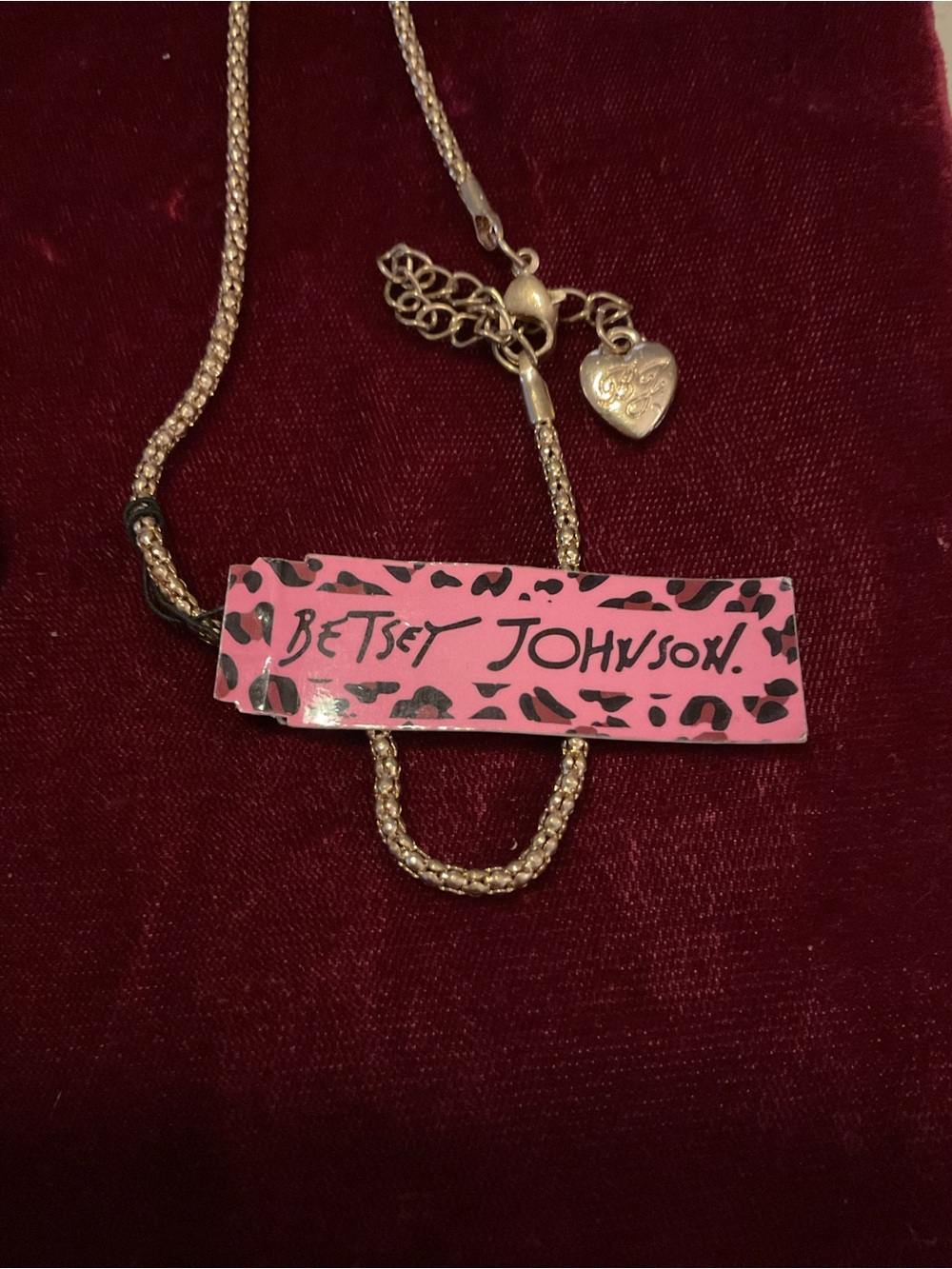 NEW Betsey Johnson Gold-Tone Chain Cat Necklace with Pink Leopard Tag - Picture 2 of 7